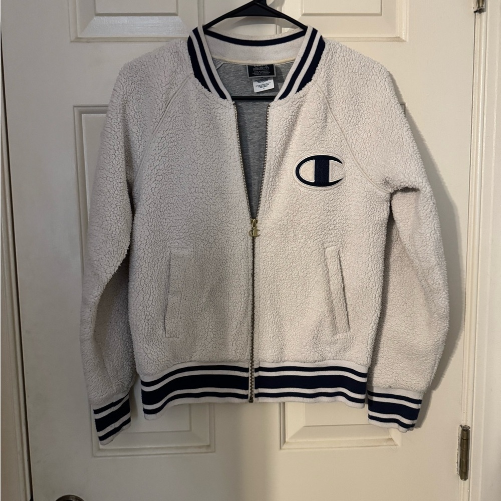 Champion Women Sherpa Jacket - White and Black